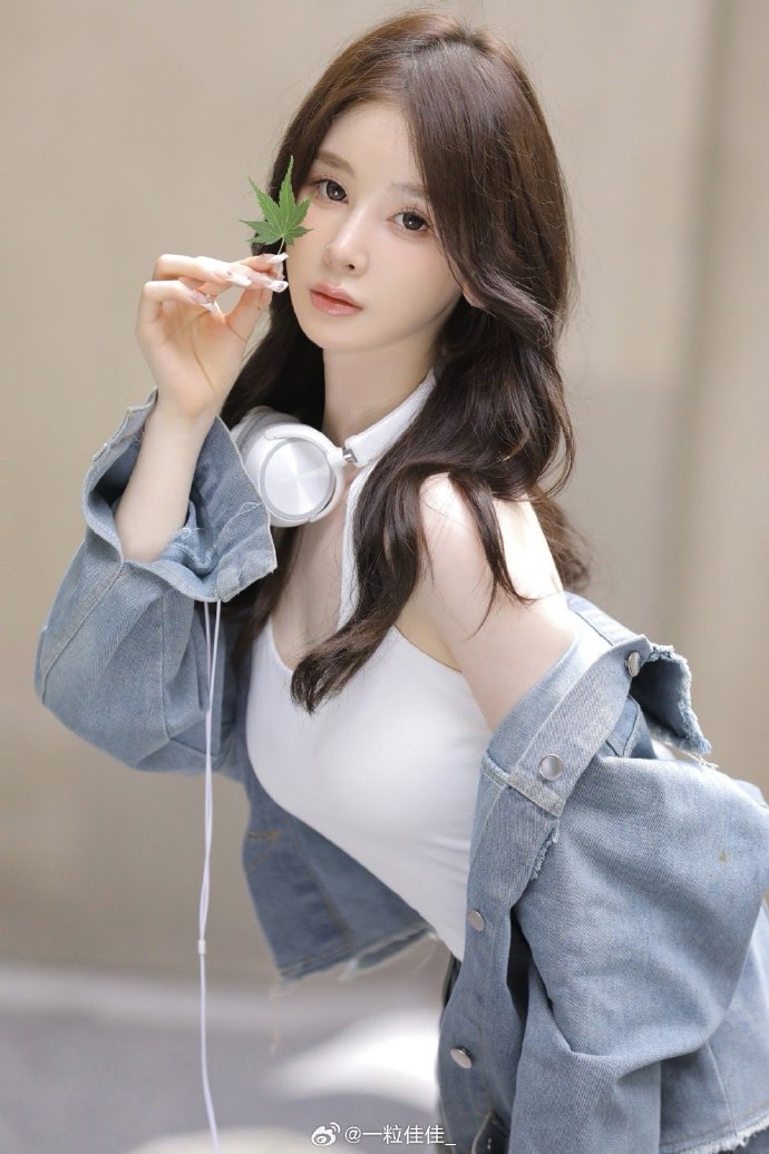 九品芝麻官